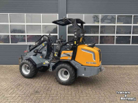 Chargeuse sur pneus Giant G 2700 HD Kniklader