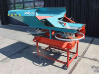 Distributeur d‘engrais Sulky DPX604 kunstmeststrooier opengewerkt showmodel voor onderdelen