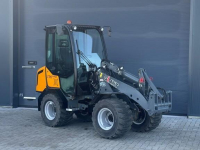 Chargeuse sur pneus Giant 452