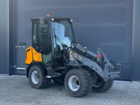 Chargeuse sur pneus Giant 452
