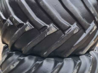 Roues, Pneus, Jantes, Barillets Jumelage Trelleborg 750/50-30.5  en 850/55-42