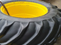 Roues, Pneus, Jantes, Barillets Jumelage Trelleborg 750/50-30.5  en 850/55-42