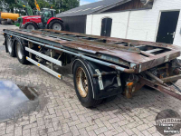 Semi-remorque surbaissé  Schamelaanhanger/containerslede