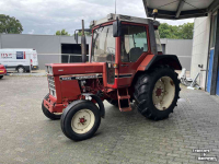Tracteurs anciens International 743 XL