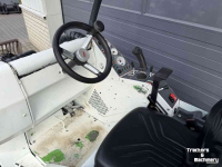 Chargeuse sur pneus Avant 523