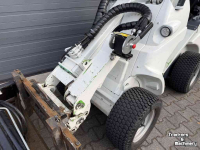 Chargeuse sur pneus Avant 523