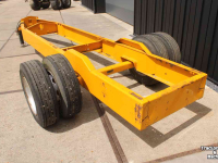 Autres roues, pneus, jantes et accessoires Schuitemaker Onderstel as en banden, wielen/velgen 235/75R17.5 van een Feedo voerdoseerwagen