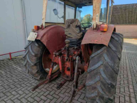 Tracteur International 946