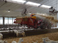 Distributeur de paille pour des logettes Teagle Tomahawk 6200H