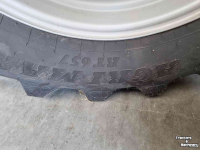 Roues, Pneus, Jantes, Barillets Jumelage BKT 710/70R42 & 600/65R30