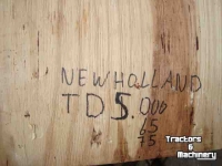 Nouvelles pièces diverse New Holland TD75