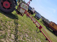 Pulvérisateur porté Agromet Veldspuit 400 ltr  met 10 mtr sproeiboom