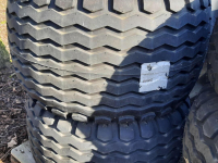 Roues, Pneus, Jantes, Barillets Jumelage BKT 19.0/45R17 banden