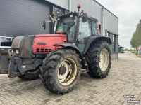 Tracteur Valtra 6750
