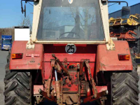 Tracteur International 844 SB