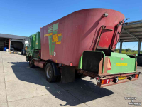 Mélangeuse automotrice Strautmann verti-mix 2001 sf