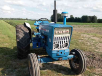 Tracteur Ford 5000