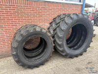 Roues, Pneus, Jantes, Barillets Jumelage Vredestein 540/65R38 en 440/65R28 Banden