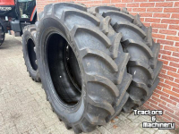 Roues, Pneus, Jantes, Barillets Jumelage Vredestein Vredestein 540/65R38 en 440/65R28 Banden