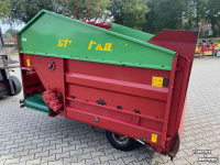 Distributeur de fourrage en bloc Strautmann BVW