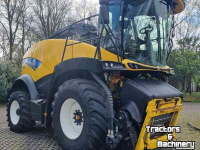 Ensileuse automotrice New Holland FR650