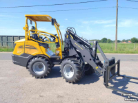 Chargeuse sur pneus Eurotrac W12S NIeuw model