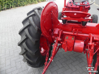 Tracteurs anciens David Brown D25