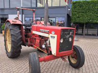 Tracteur International 624