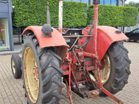 Tracteur International 624