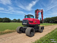 Pelles sur pneus Yanmar B110W Demo