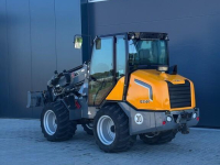 Chargeuse sur pneus Giant G3500