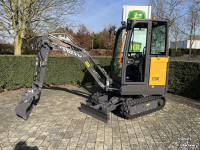 Pelles sur chenilles Volvo EC18E