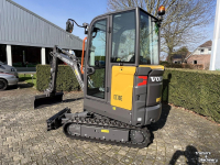 Pelles sur chenilles Volvo EC18E