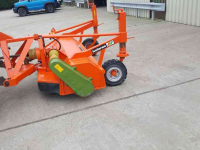 Balayeur Holaras A-220-HV