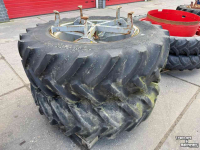 Roues, Pneus, Jantes, Barillets Jumelage  Dubbellucht 16.9 - R34  5 ster molcon