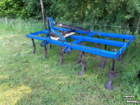 Cultivateur  Vaste tand cultivator 3 rijer