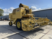 Moissonneuse batteuse  M135