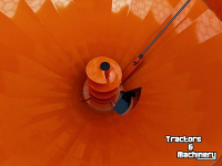 Distributeur de paille pour des logettes Flingk SE-250