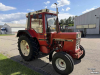 Tracteur International 745XL 2wd MARGE!