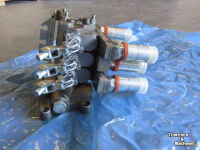 Tracteur New Holland Compleet Hydraulisch ventielenblok voor T4.xxx Case-IH Farmall Steyr Kompakt parts nr:47396611