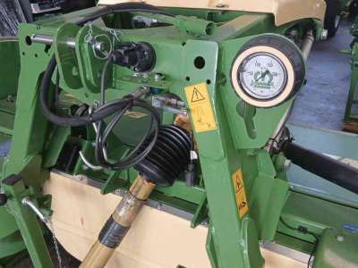 Faucheuse Krone Frontmaaier 320 F Easycut