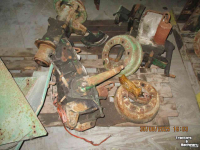 Pièces d‘occasion pour tracteurs Deutz d40 d 30  serie en 3005 en 4005  serie