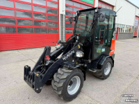 Chargeuse sur pneus Kubota RT220-2a nieuw. ( Giant G2300 X-tra HD ) Cabine