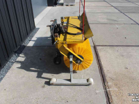 Balayeur Nido HF15 veegmachine rolbezem rolveger frontaanbouw