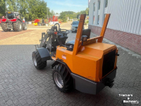 Chargeuse sur pneus Giant V361