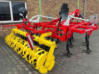 Cultivateur Pottinger Synkro 3030 met Conoroll