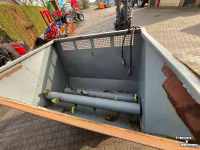 Épandeur de sciure pour des logettes Ceres BS2000 Zaagselstrooier Boxenstrooier instrooibak diversen