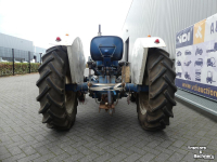 Tracteur Fordson Dexta