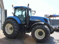 Tracteur New Holland T7050 Autocommand vario trekker continu variabele transmissie (CVT) tractor TVT