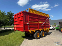 Autochargeuse Schuitemaker Rapide 125 S Opraapwagen Ladewagen Snijwagen Stalvoeren Silage wagen